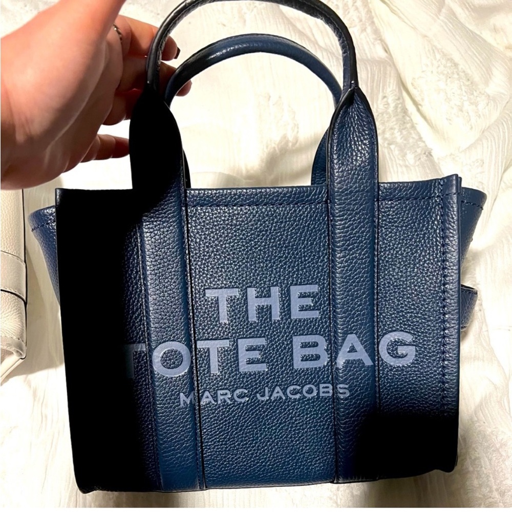 Marc Jacobs Navy Leather Tote